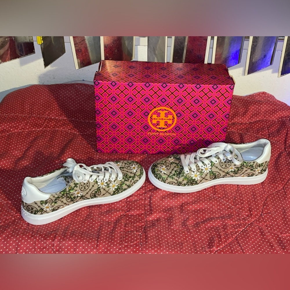Tory Burch “Howell Court” Sneakers - Picture 10 of 13